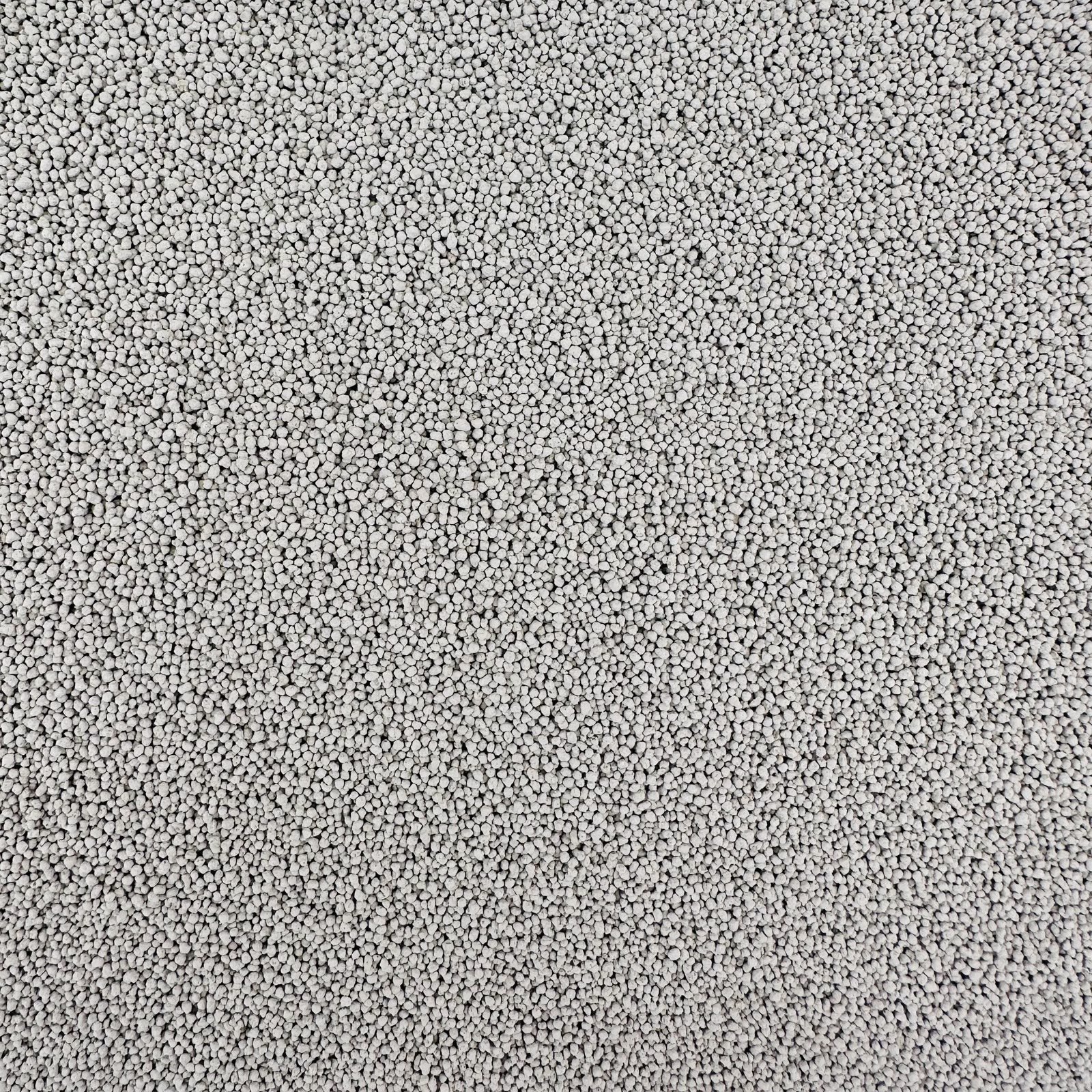 Dustless fine granule bentonite cat litter 0.5-1.44mm